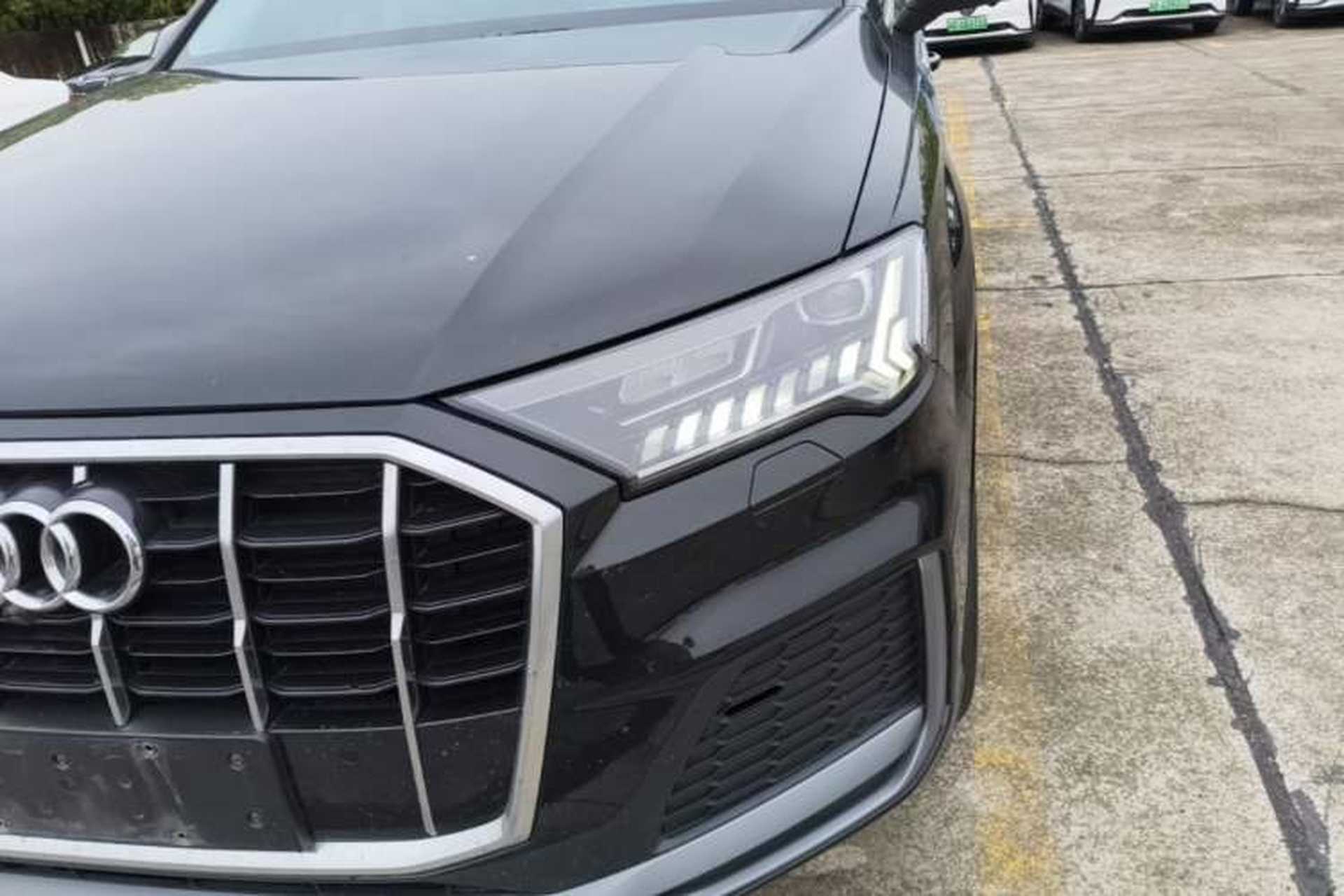 Used Audi Q7 2022 45 TFSI quattro S line Sport Edition Left Front Headlight