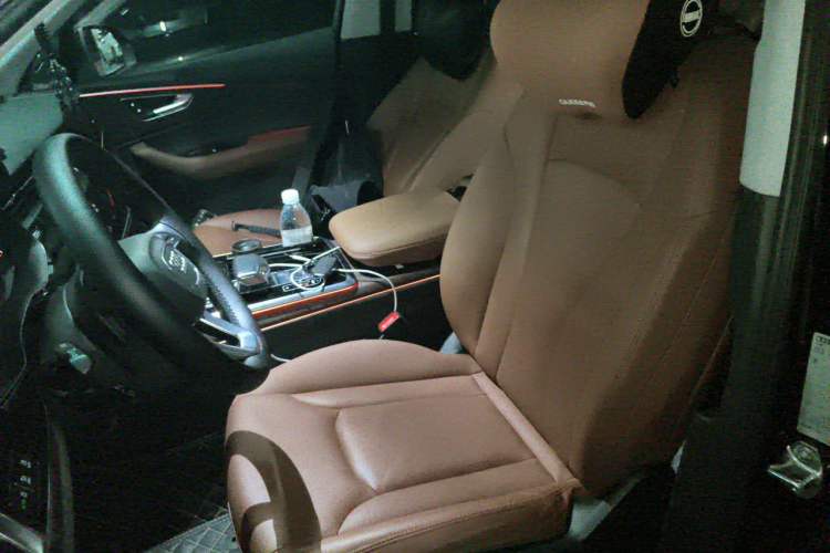 Used Audi Q7 2022 55 TFSI quattro S line Sport model Left Front Seat