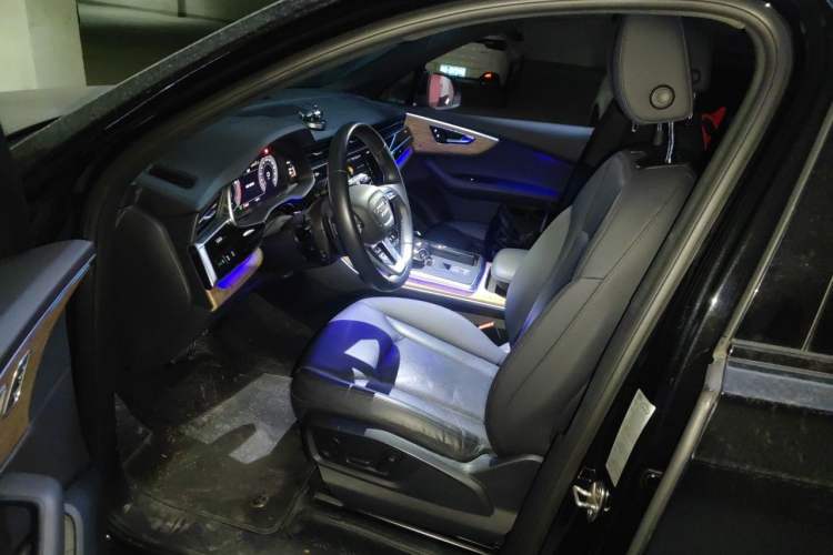 Used Audi Q7 2022 55 TFSI quattro S line Ice and Snow Sports Edition Left Front Seat