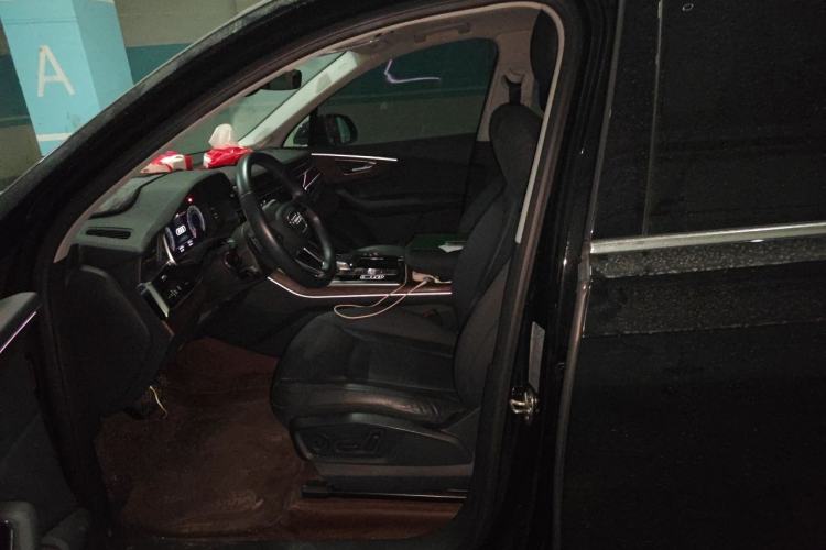Used Audi Q7  Left Front Seat