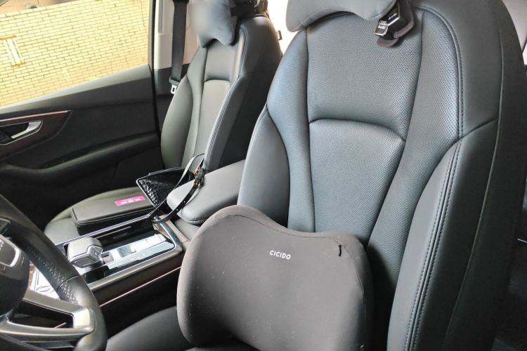 Used Audi Q7 2022 55 TFSI quattro S line Sport model Left Front Seat