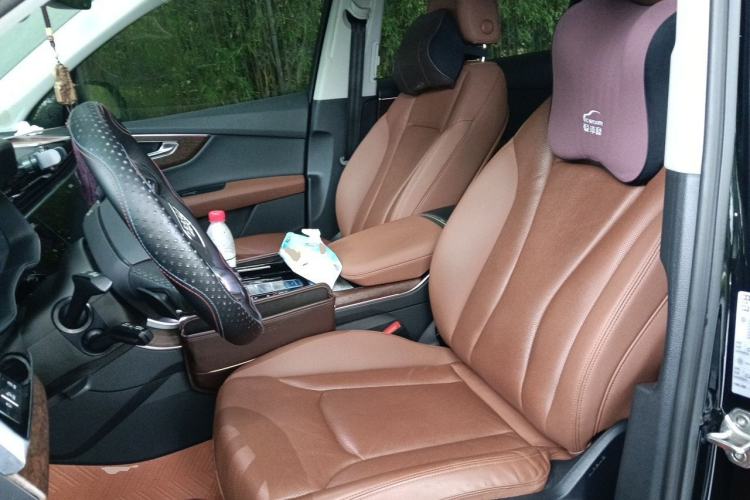 Used Audi Q7 2022 55 TFSI quattro S line Sport model Left Front Seat
