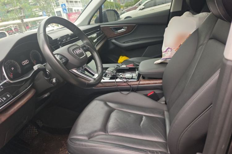 Used Audi Q7 2022 45 TFSI quattro S line Sport Edition Left Front Seat