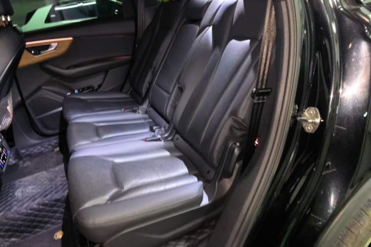Used Audi Q7 2022 55 TFSI quattro S line Ice and Snow Sports Edition Left Rear Seat
