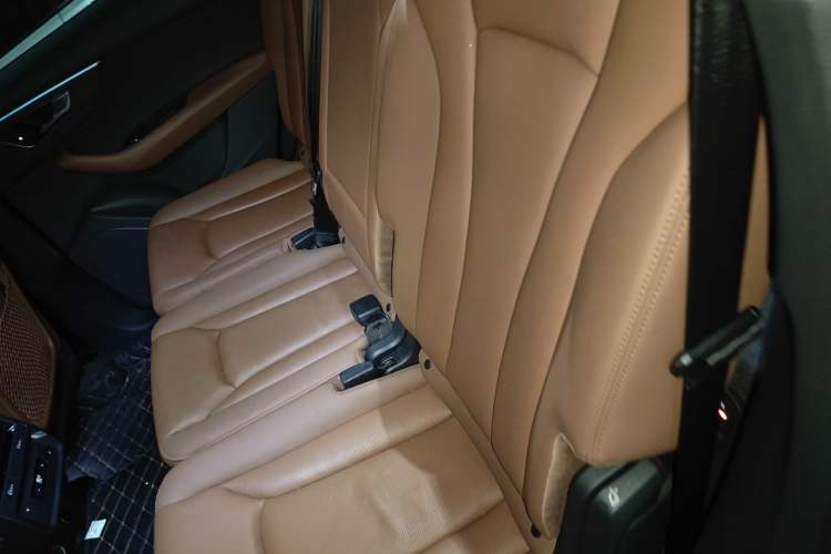 Used Audi Q7 2022 45 TFSI quattro S line Sport Edition Left Rear Seat