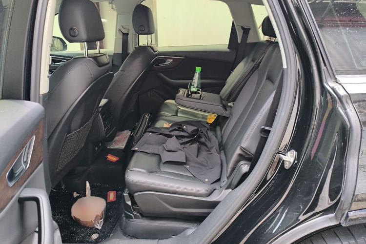 Used Audi Q7 2022 45 TFSI quattro S line Sport Edition Left Rear Seat