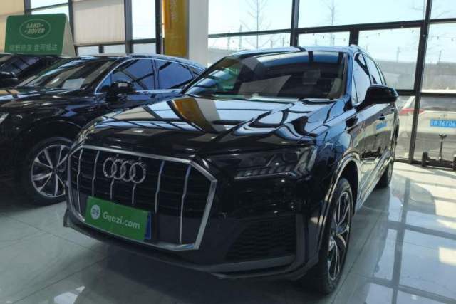 Used Audi Q7 2022 55 TFSI quattro S line Sport model