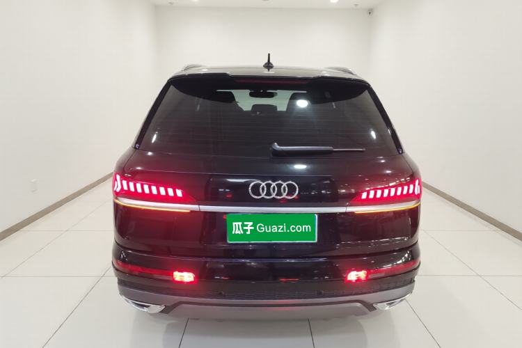 Used Audi Q7 2022 55 TFSI quattro S line Sport model Rear
