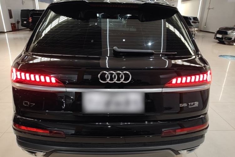 Used Audi Q7 2022 55 TFSI quattro S line Sport model Rear