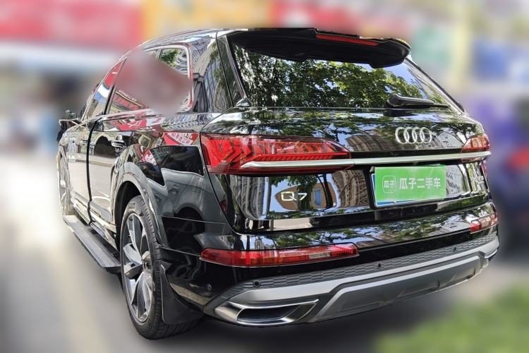 Used Audi Q7 2022 55 TFSI quattro S line Sport model Rear Left 45 Deg