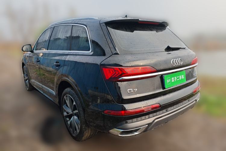 Used Audi Q7 2022 55 TFSI quattro S line Sport model Rear Left 45 Deg
