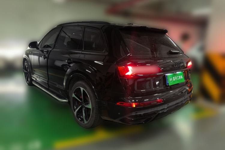 Used Audi Q7 2022 55 TFSI quattro S line Ice and Snow Sports Edition Rear Left 45 Deg