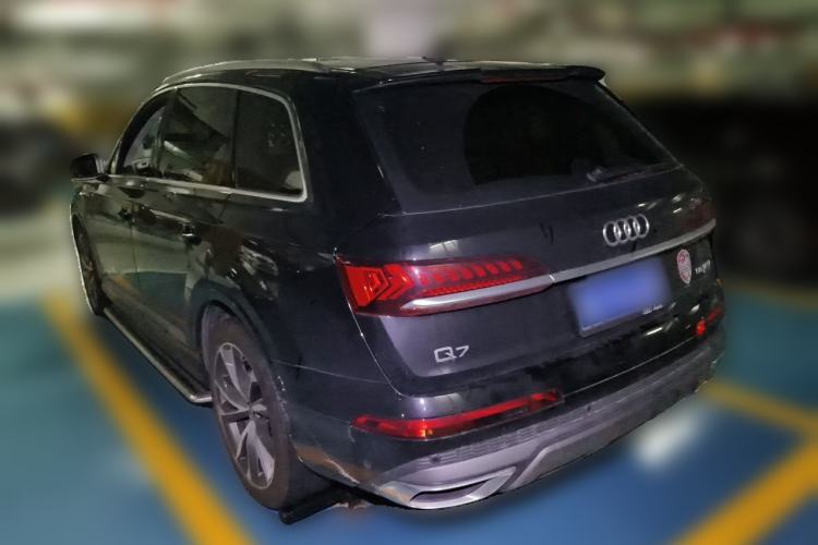 Used Audi Q7 2022 55 TFSI quattro S line Sport model Rear Left 45 Deg