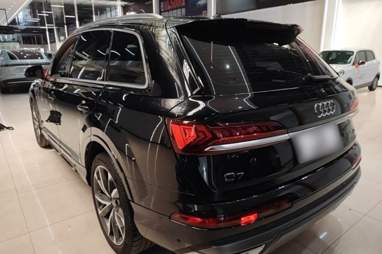 Used Audi Q7 2022 55 TFSI quattro S line Sport model Rear Left 45 Deg