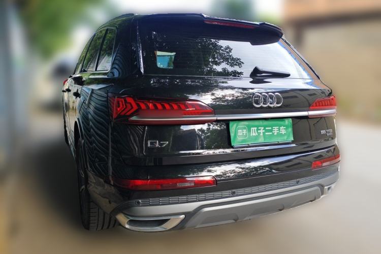 Used Audi Q7 2022 55 TFSI quattro S line Sport model Rear Left 45 Deg