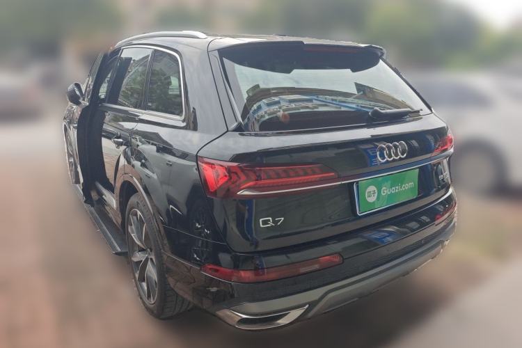 Used Audi Q7 2022 55 TFSI quattro S line Sport model Rear Left 45 Deg