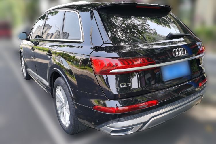 Used Audi Q7 2022 55 TFSI quattro S line Sport model Rear Left 45 Deg