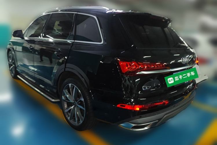 Used Audi Q7 2022 55 TFSI quattro S line Sport model Rear Left 45 Deg
