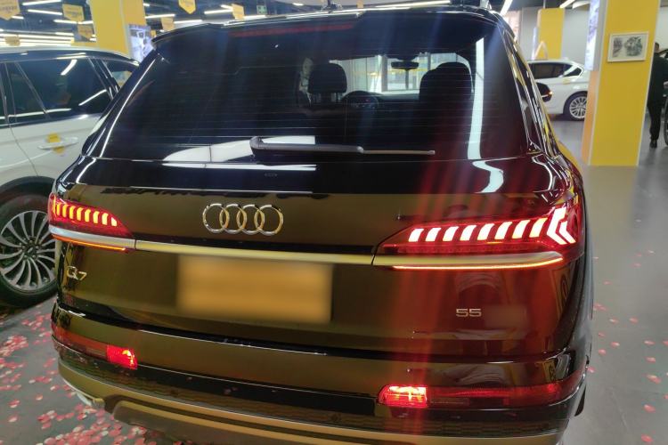 Used Audi Q7 2022 55 TFSI quattro S line Sport model Rear