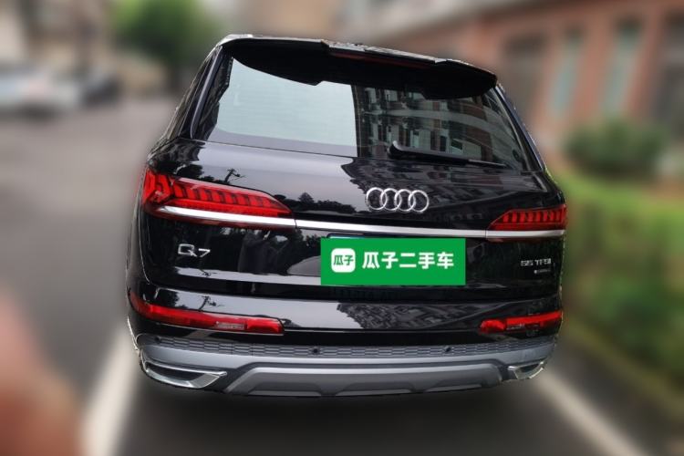 Used Audi Q7 2022 55 TFSI quattro S line Sport model Rear