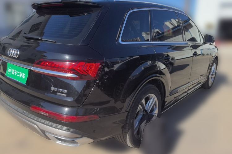 Used Audi Q7 2022 45 TFSI quattro S line Sport Edition Rear Right 45 Deg