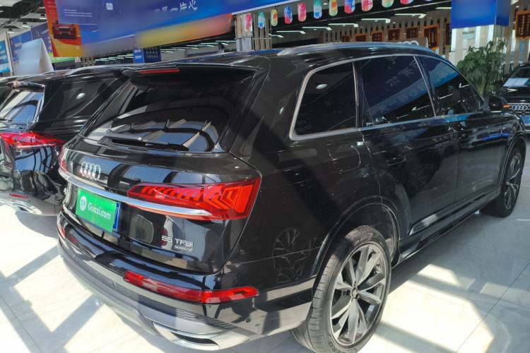 Used Audi Q7 2022 55 TFSI quattro S line Sport model Rear Right 45 Deg