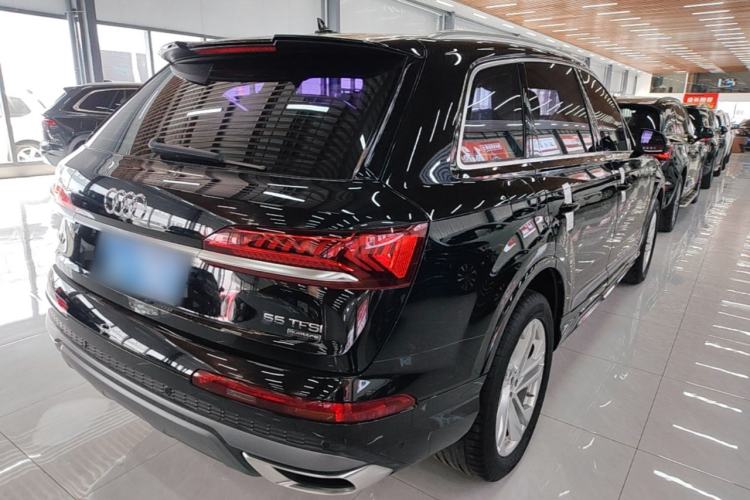 Used Audi Q7 2022 45 TFSI quattro S line Sport Edition Rear Right 45 Deg