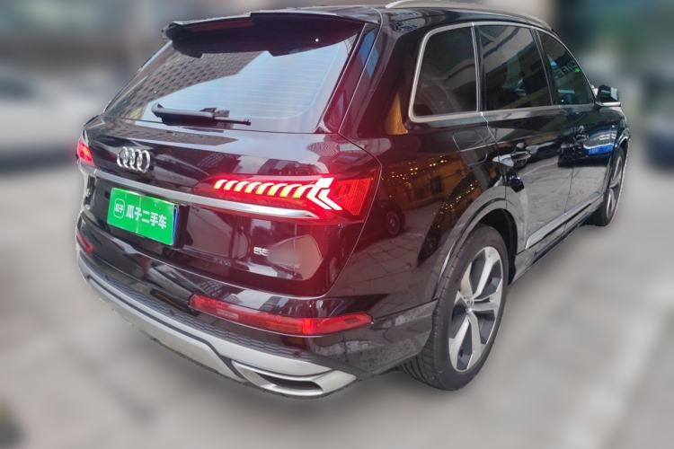 Used Audi Q7  Rear Right 45 Deg