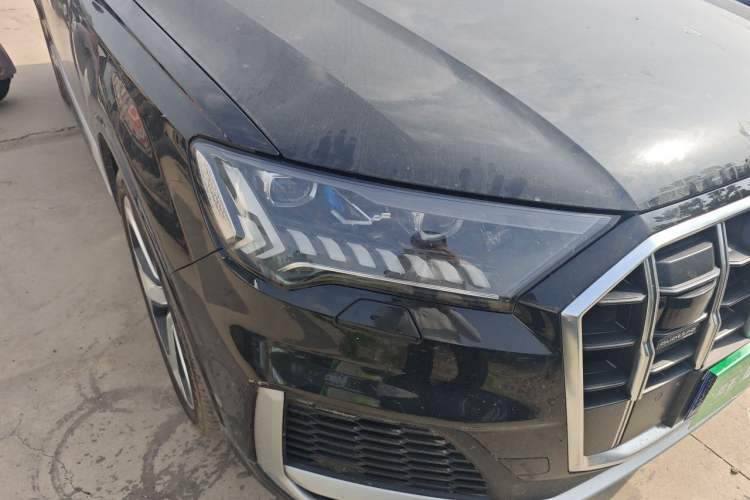 Used Audi Q7 2022 55 TFSI quattro S line Prestige Edition Right Front Headlight
