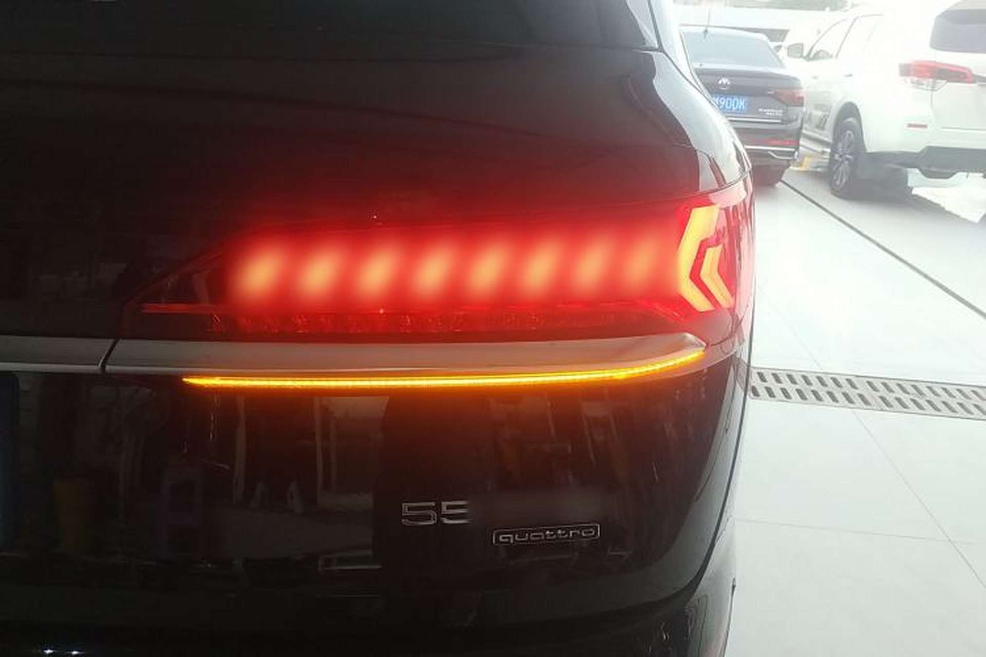 Used Audi Q7 2022 55 TFSI quattro S line Sport model Right Rear Taillight