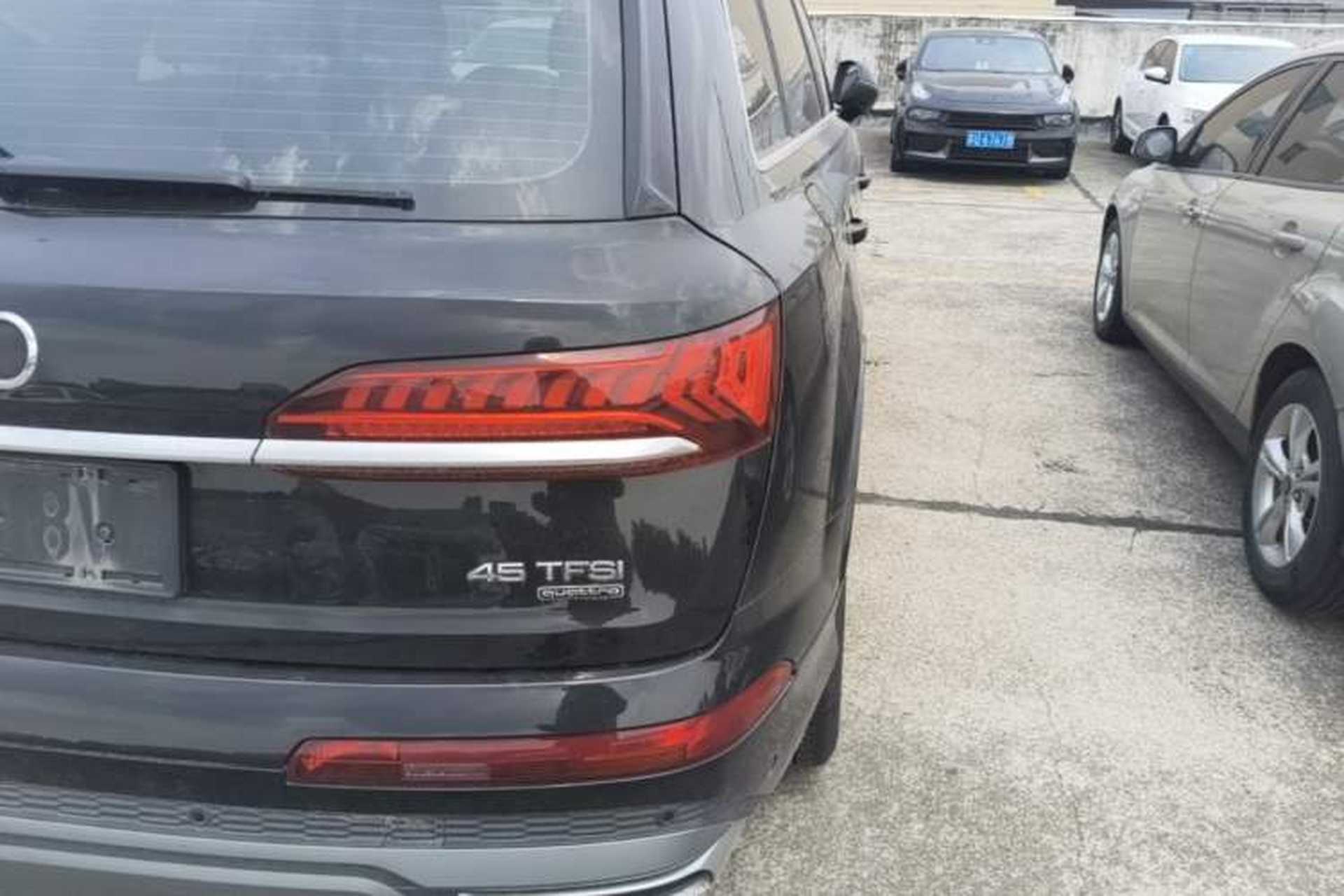 Used Audi Q7 2022 45 TFSI quattro S line Sport Edition Right Rear Taillight