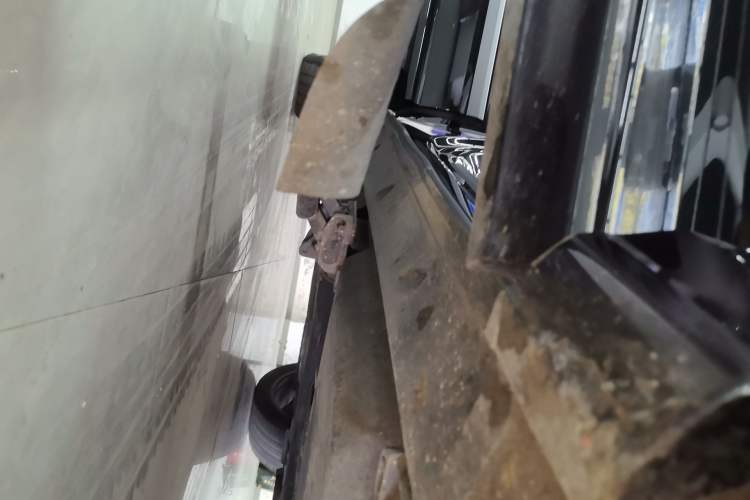Used Audi Q7 2022 55 TFSI quattro S line Sport model Right Side Sill