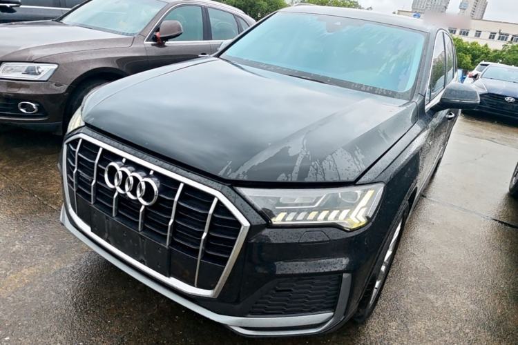 Used Audi Q7 2022 45 TFSI quattro S line Sport Edition Guazi used car, China used car export, Used car for sale, Used  cars, Cheapest cars for sale