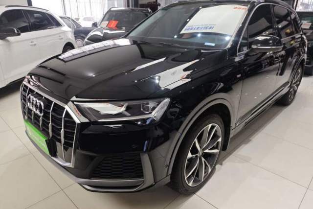 Used Audi Q7 2022 55 TFSI quattro S line Sport model