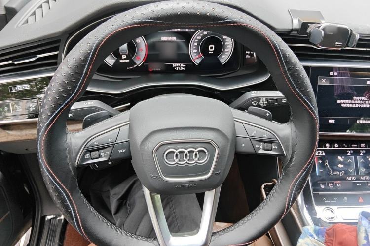Used Audi Q7 2022 55 TFSI quattro S line Sport model Steering Wheel