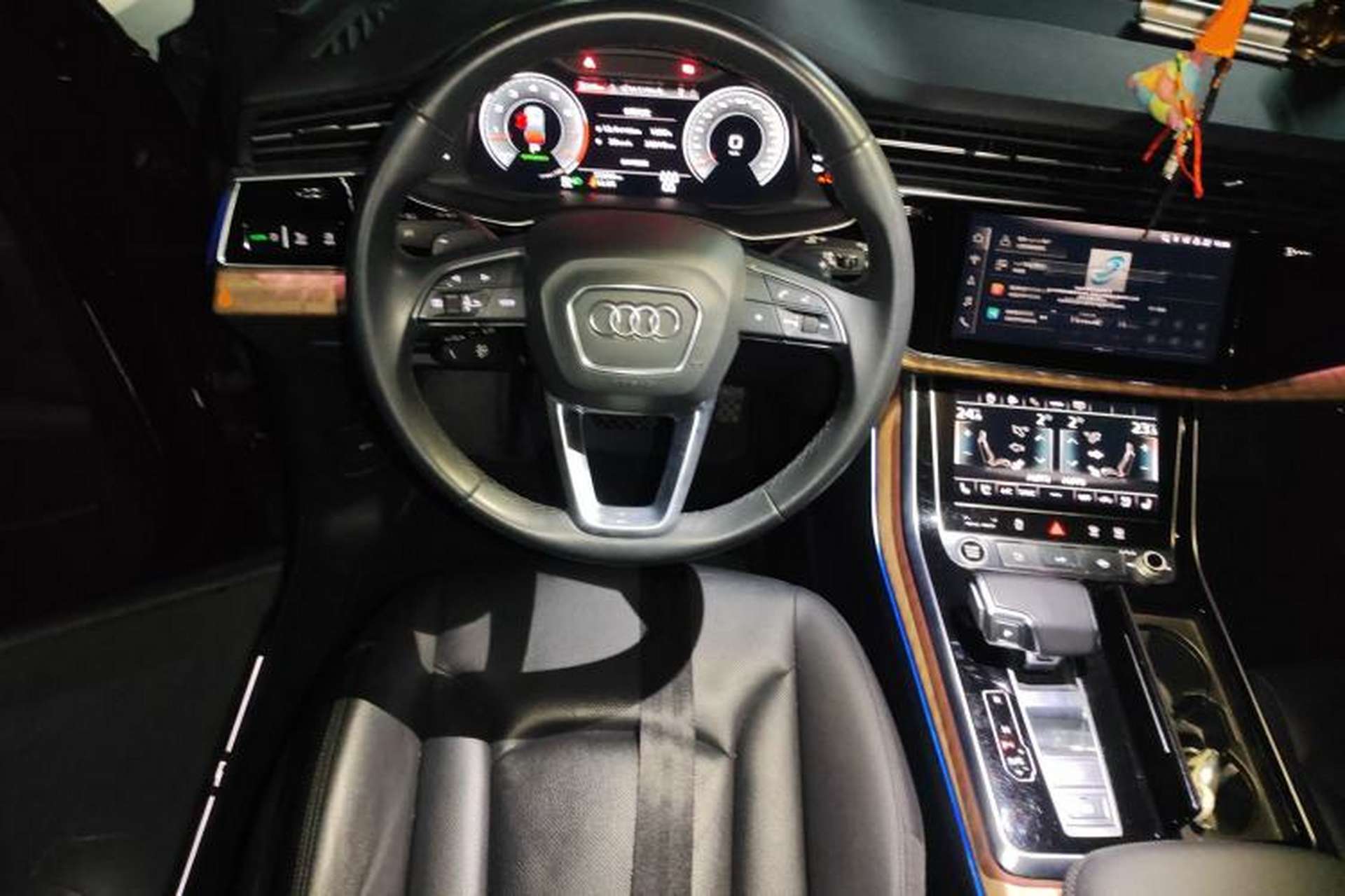 Used Audi Q7 2022 55 TFSI quattro S line Ice and Snow Sports Edition Steering Wheel