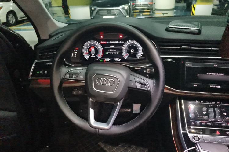 Used Audi Q7 2022 55 TFSI quattro S line Sport model Steering Wheel