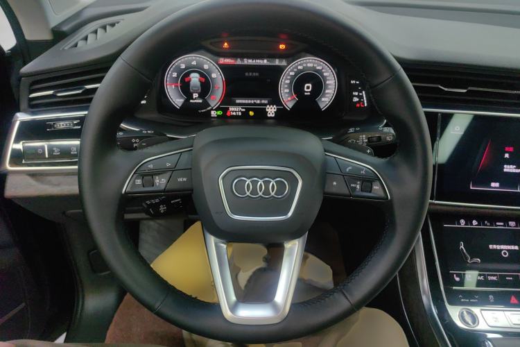 Used Audi Q7 2022 55 TFSI quattro S line Sport model Steering Wheel
