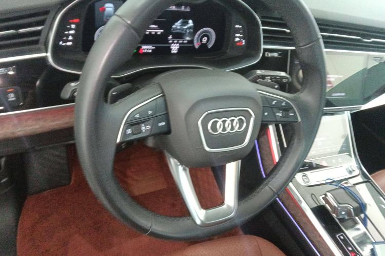 Used Audi Q7 2022 55 TFSI quattro S line Sport model Steering Wheel