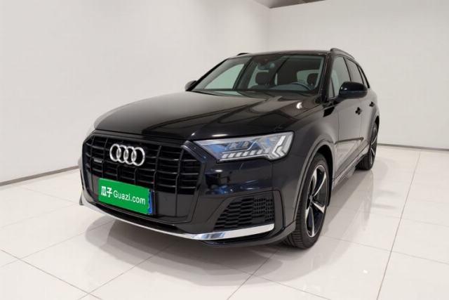 Used Audi Q7 2022 55 TFSI quattro S line Sport model
