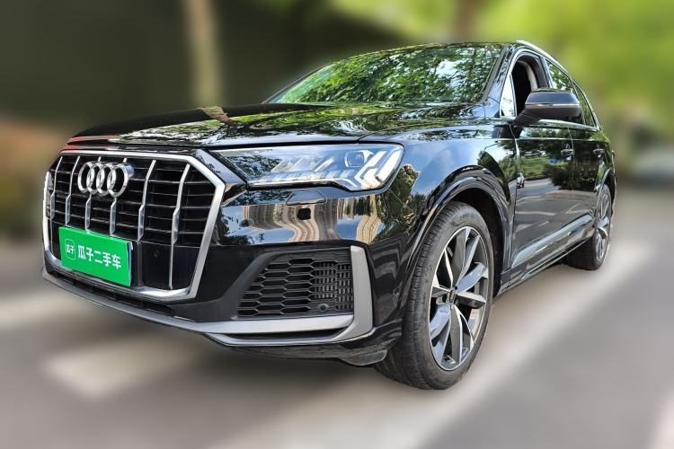 Used Audi Q7 2022 55 TFSI quattro S line Sport model Guazi used car, China used car export, Used car for sale, Used cars, Cheapest cars for sale