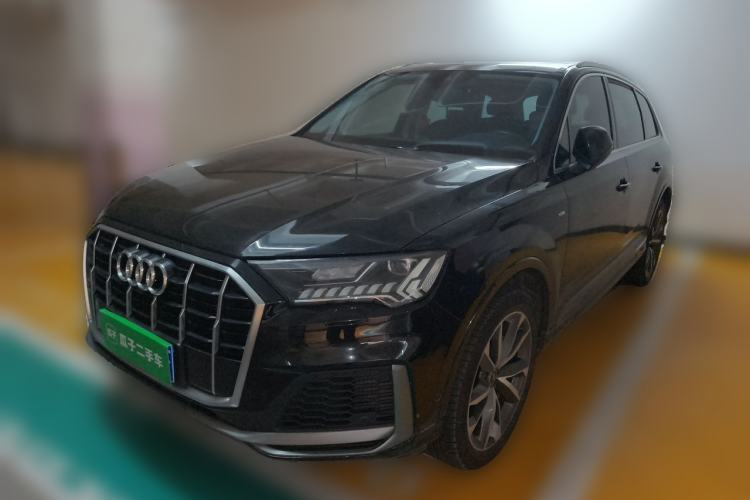 Used Audi Q7 2022 55 TFSI quattro S line Sport model Guazi used car, China used car export, Used car for sale, Used  cars, Cheapest cars for sale