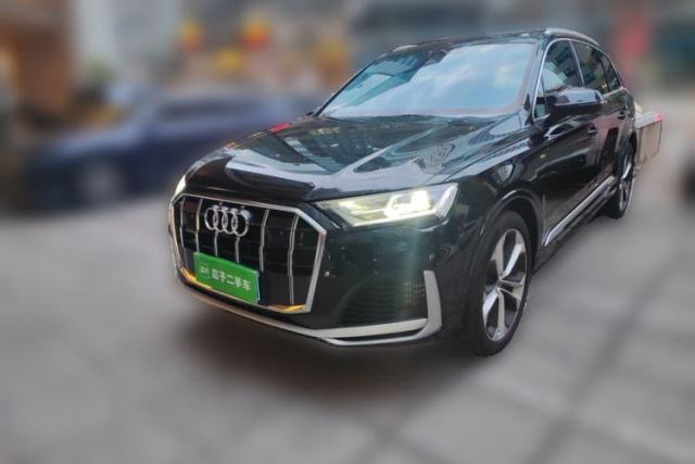 Used Audi Q7 2022 model, 3.0T, automatic transmission, four-wheel drive, seven seats, imported with the vehicle.