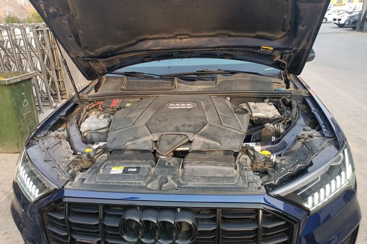 Used Audi Q7 2022 55 TFSI quattro S line Ice and Snow Sports Edition Engine Bay