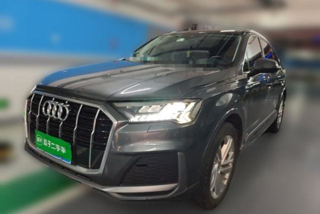 Używany Audi Q7 2022 45 TFSI quattro S line Luxury Edition
