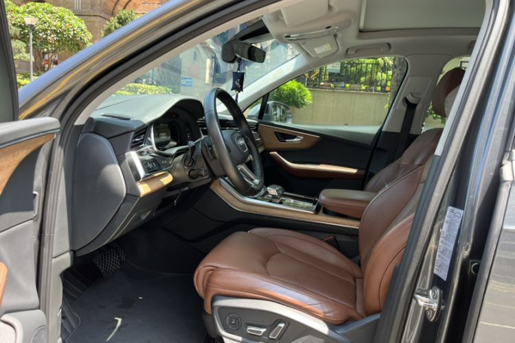 Used Audi Q7 2022 55 TFSI quattro S line Prestige Edition Left Front Seat