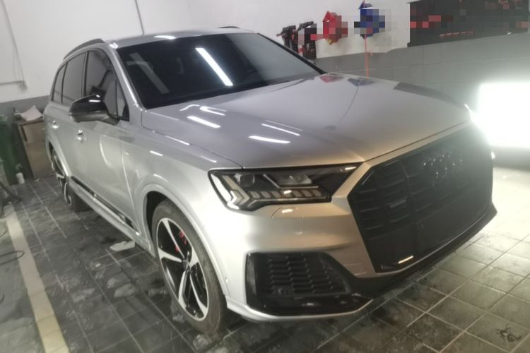 Used Audi Q7 2022 55 TFSI quattro S line Ice and Snow Sports Edition Front Right 45 Deg