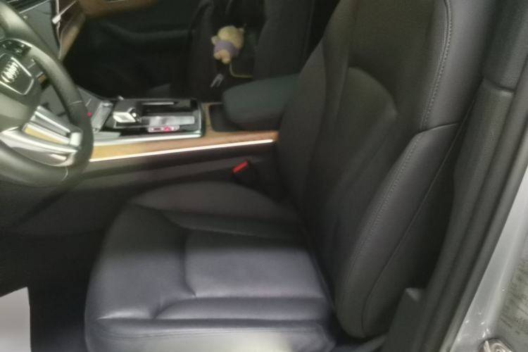 Used Audi Q7 2022 55 TFSI quattro S line Ice and Snow Sports Edition Left Front Seat