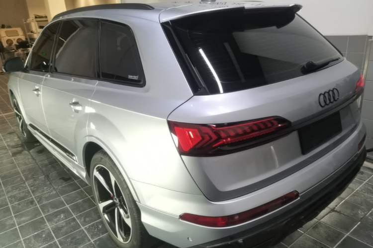 Used Audi Q7 2022 55 TFSI quattro S line Ice and Snow Sports Edition Rear Left 45 Deg