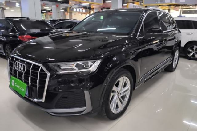 Used Audi Q7 2023 45 TFSI quattro S line Sport model